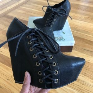 Jeffrey Campbell Zup bootie